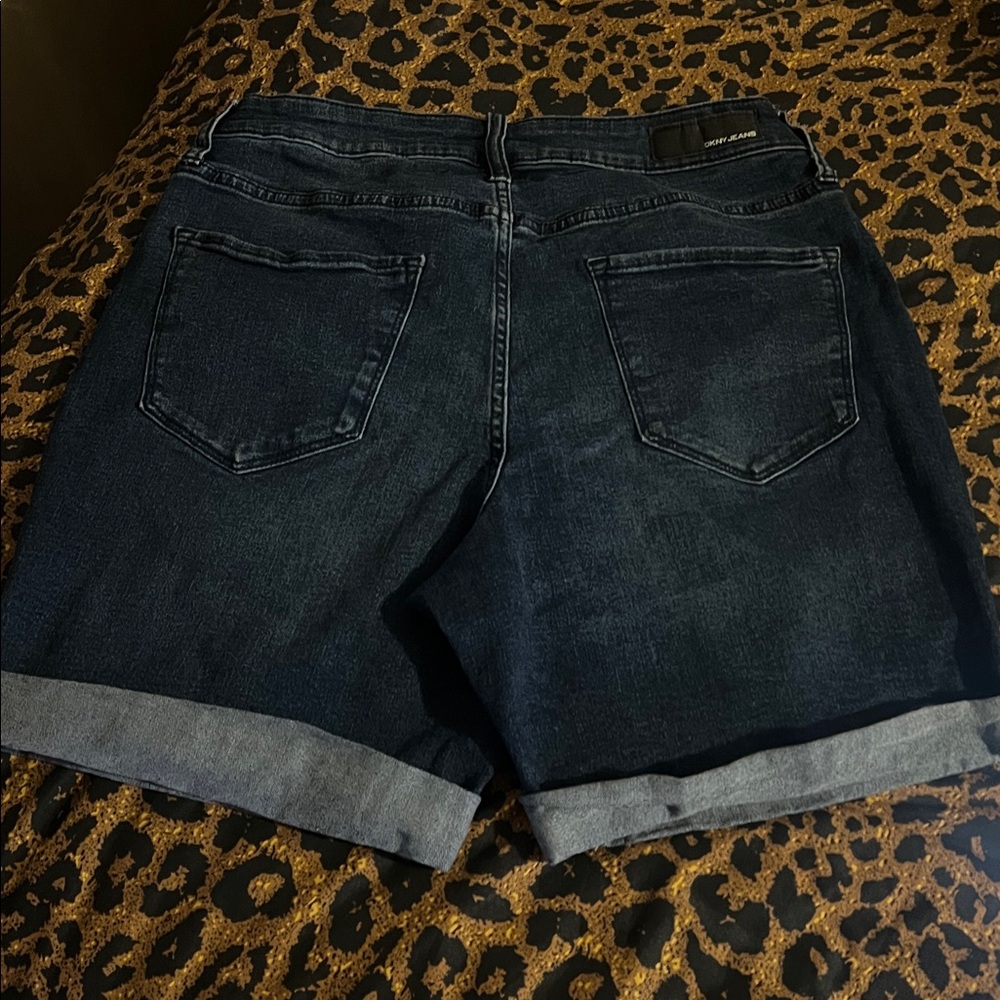 DKNY Dark Indigo Denim Rolled-Hem Women's Shorts - Picture 2 of 2